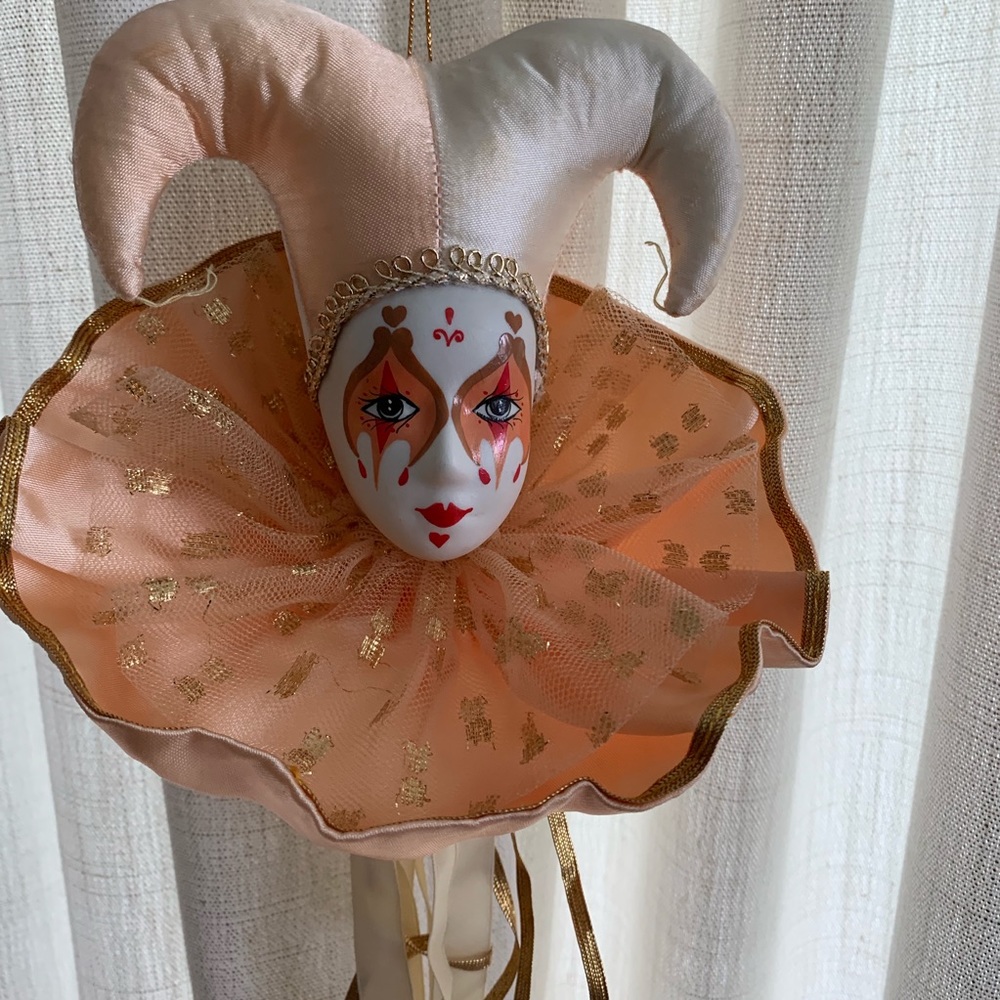 Mann Porcelain Head Harlequin
